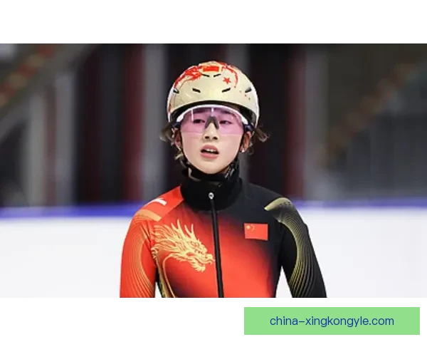 19岁杨婧茹勇夺短道速滑女子1500米第四